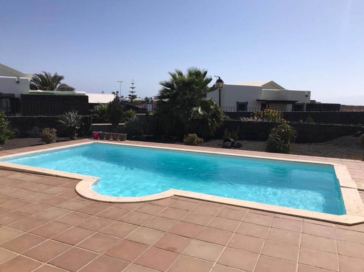 Villa independiente con piscina privada Playa Blanca  Exterior foto