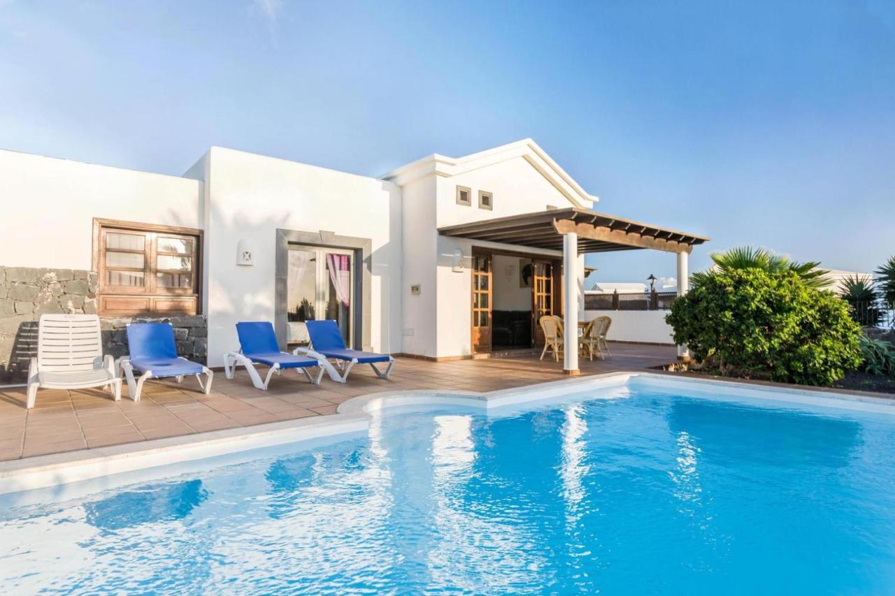 Villa independiente con piscina privada Playa Blanca  Exterior foto